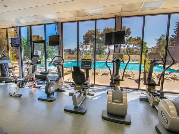 2170 Century Park East 1004S, Los Angeles CA 90067