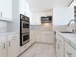 2170 Century Park East 1004S, Los Angeles CA 90067