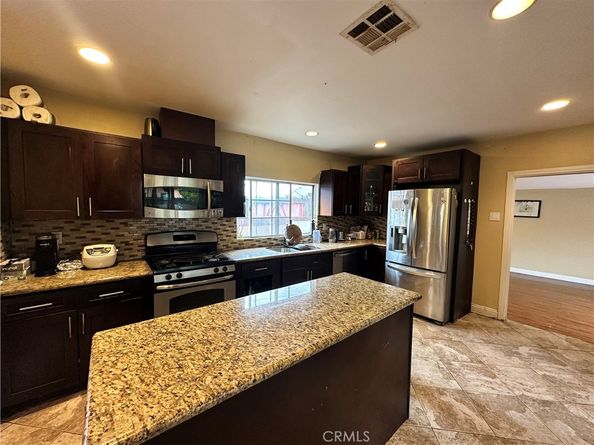 6127 Adenmoor Avenue, Lakewood CA 90713