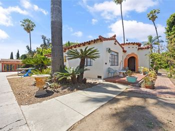 720 W La Habra Boulevard