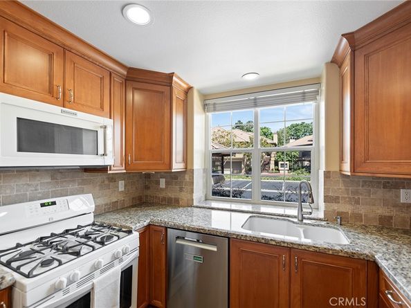 13410 Savanna, Tustin CA 92782