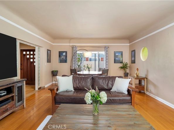2105 N Heliotrope Drive, Santa Ana CA 92706