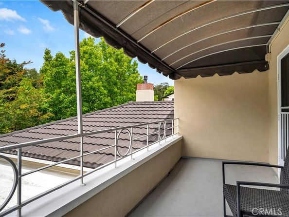 2105 N Heliotrope Drive, Santa Ana CA 92706