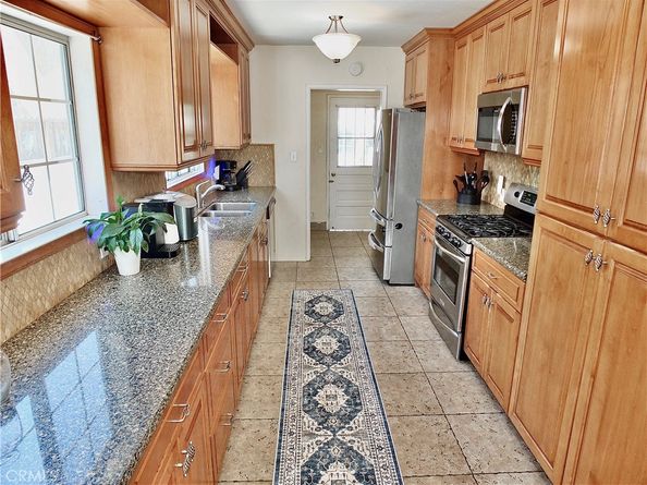 4306 Hackett Avenue, Lakewood CA 90713