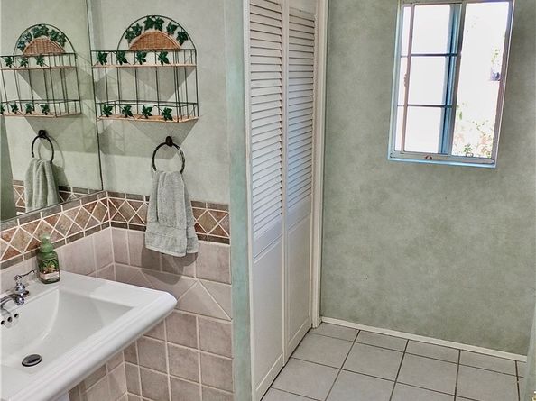 4306 Hackett Avenue, Lakewood CA 90713