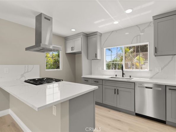 1401 Highland Street, Santa Ana CA 92703