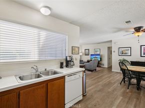 9594 Pettswood Dr 4, Huntington Beach CA 92646