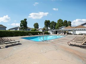 9594 Pettswood Dr 4, Huntington Beach CA 92646