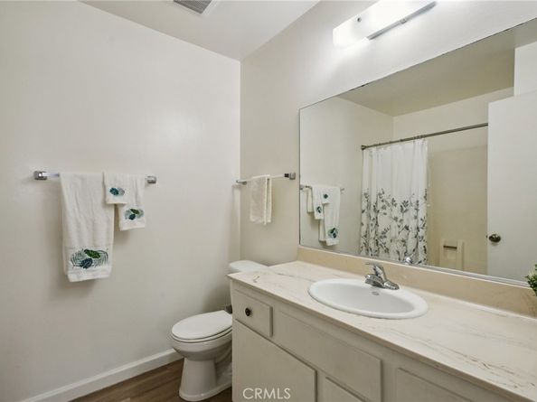 9594 Pettswood Dr 4, Huntington Beach CA 92646