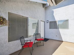 9594 Pettswood Dr 4, Huntington Beach CA 92646