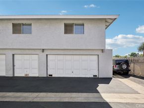9594 Pettswood Dr 4, Huntington Beach CA 92646