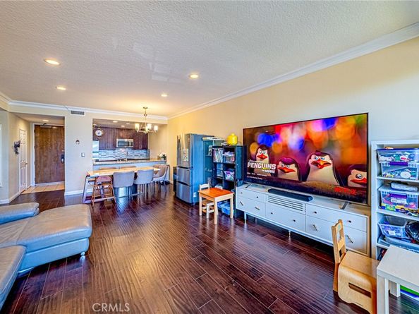 435 S La Fayette Park Place 219, Los Angeles CA 90057