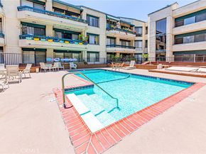 435 S La Fayette Park Place 219, Los Angeles CA 90057