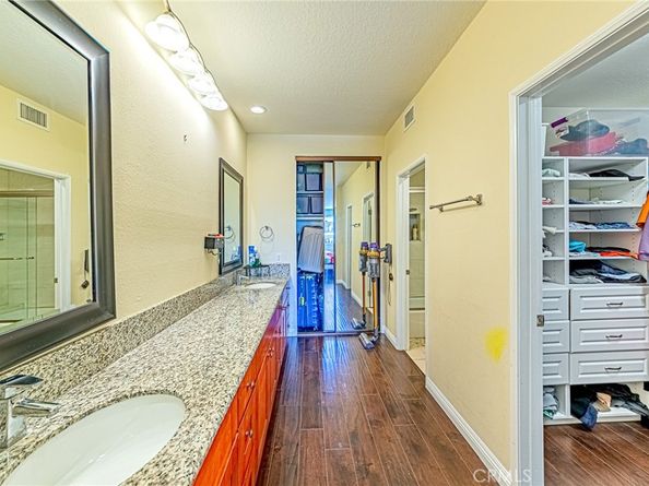 435 S La Fayette Park Place 219, Los Angeles CA 90057