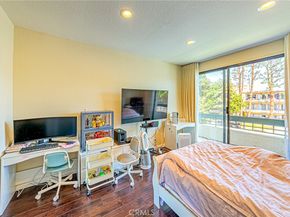 435 S La Fayette Park Place 219, Los Angeles CA 90057