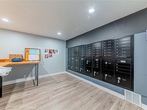 435 S La Fayette Park Place 219, Los Angeles CA 90057