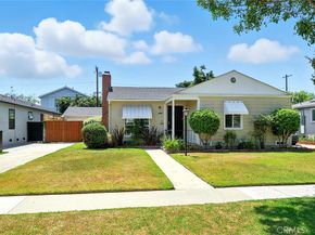 1901 N Bellflower Boulevard, Long Beach CA 90815