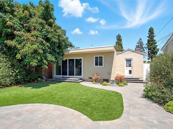 1901 N Bellflower Boulevard, Long Beach CA 90815