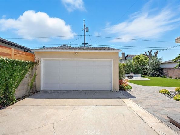 1901 N Bellflower Boulevard, Long Beach CA 90815