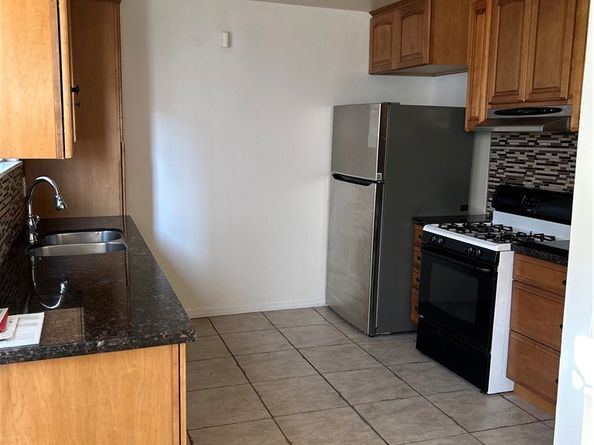223 E Pleasant Street, Long Beach CA 90805