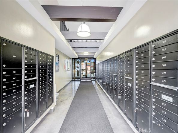 5585 E Pacific Coast HWY 342, Long Beach CA 90804