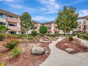 5585 E Pacific Coast HWY 342, Long Beach CA 90804