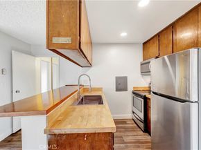 5585 E Pacific Coast HWY 342, Long Beach CA 90804