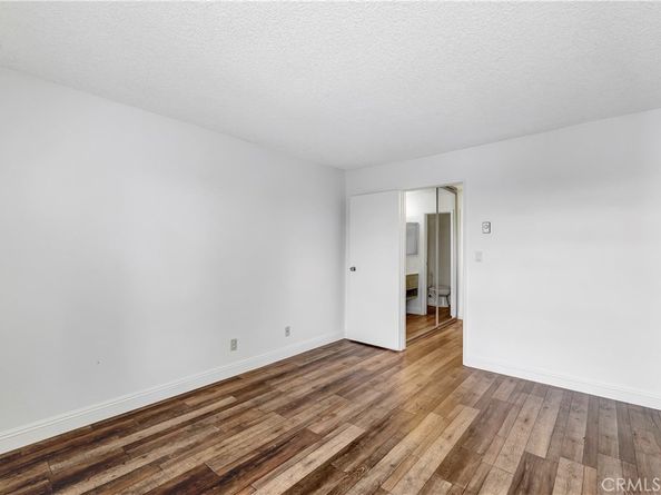 5585 E Pacific Coast HWY 342, Long Beach CA 90804