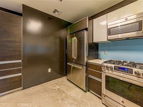 11500 Tennessee 103, Los Angeles CA 90064