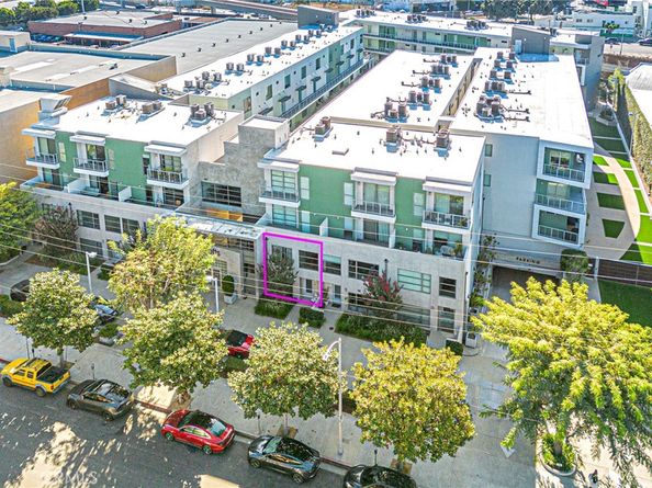 11500 Tennessee 103, Los Angeles CA 90064
