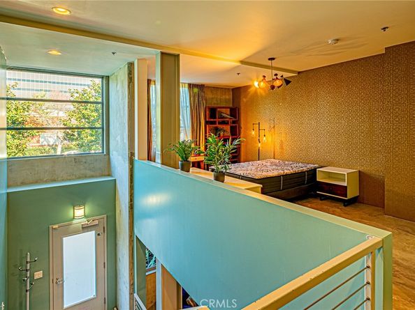 11500 Tennessee 103, Los Angeles CA 90064