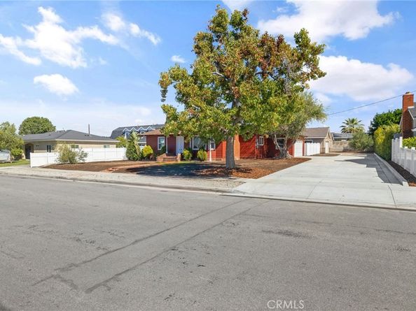 11124 Stamy Road, Whittier CA 90604