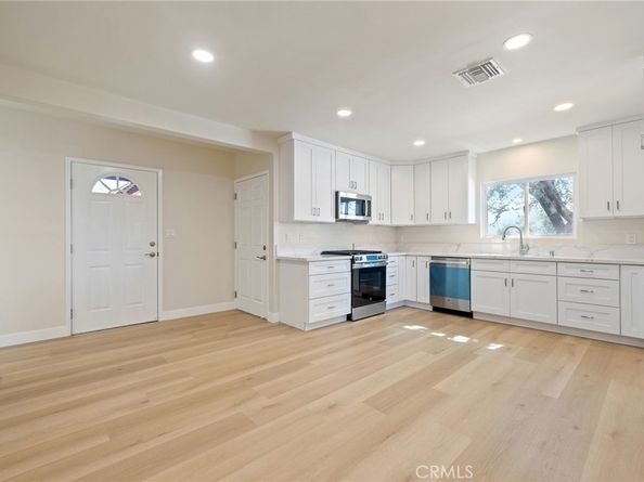 11124 Stamy Road, Whittier CA 90604