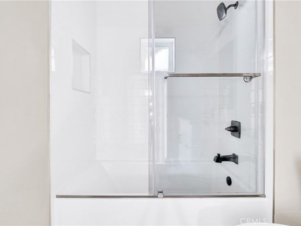 5602 Verdura Ave, Lakewood CA 90712