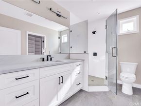 5602 Verdura Ave, Lakewood CA 90712