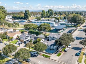 5602 Verdura Ave, Lakewood CA 90712