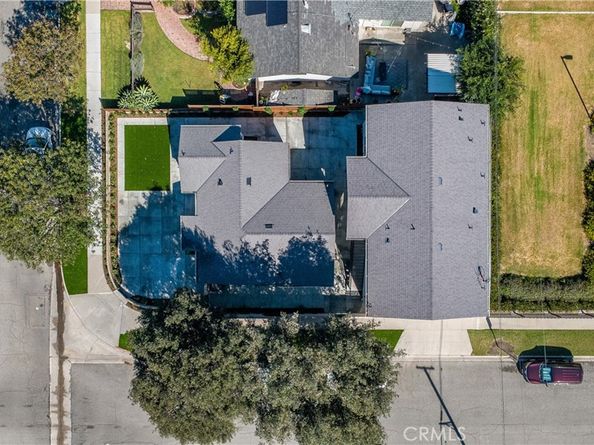 5602 Verdura Ave, Lakewood CA 90712