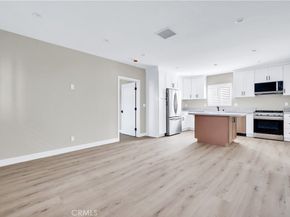 5602 Verdura Ave, Lakewood CA 90712