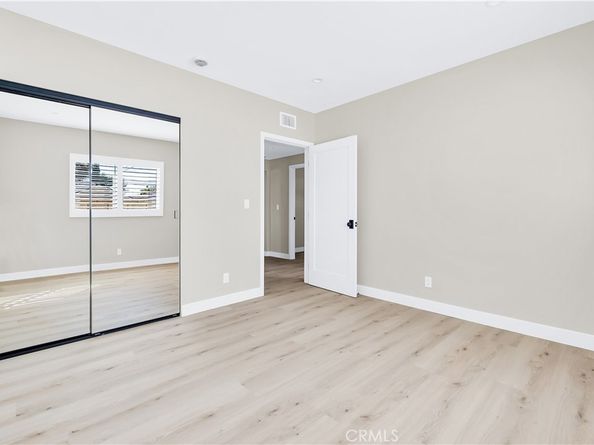 5602 Verdura Ave, Lakewood CA 90712