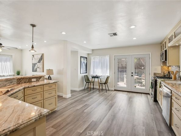 367 Ultimo, Long Beach CA 90814