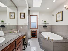 367 Ultimo, Long Beach CA 90814