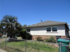 2202 2202 N Bristol Street, Santa Ana CA 92706