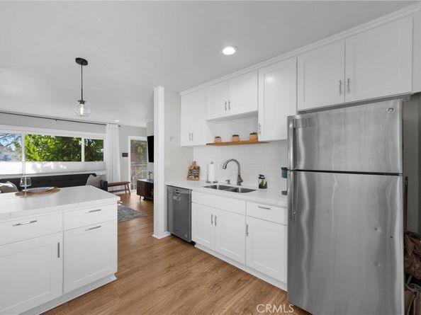 2701 E 17th Street E, Long Beach CA 90804