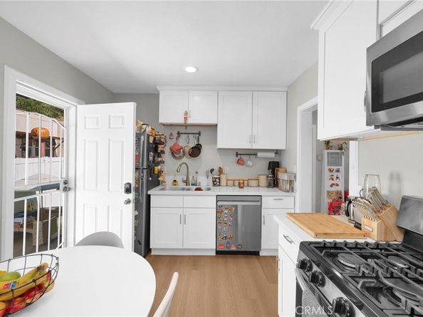 2701 E 17th Street E, Long Beach CA 90804