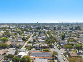 2701 E 17th Street E, Long Beach CA 90804