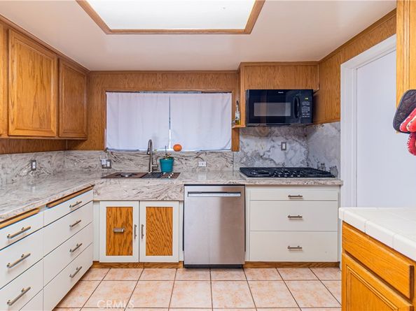 944 S Sharonlee, West Covina CA 91790