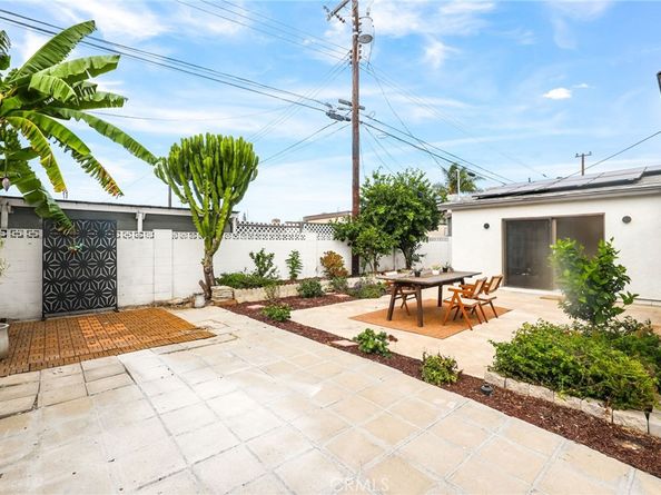 16871 Ross Lane, Huntington Beach CA 92647