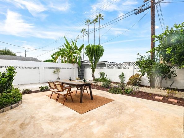 16871 Ross Lane, Huntington Beach CA 92647