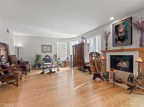 861 S Windsor Boulevard 105, Los Angeles CA 90005