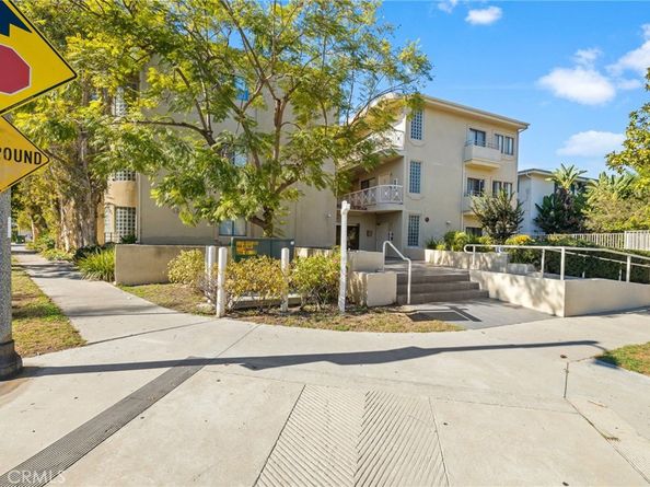 861 S Windsor Boulevard 105, Los Angeles CA 90005